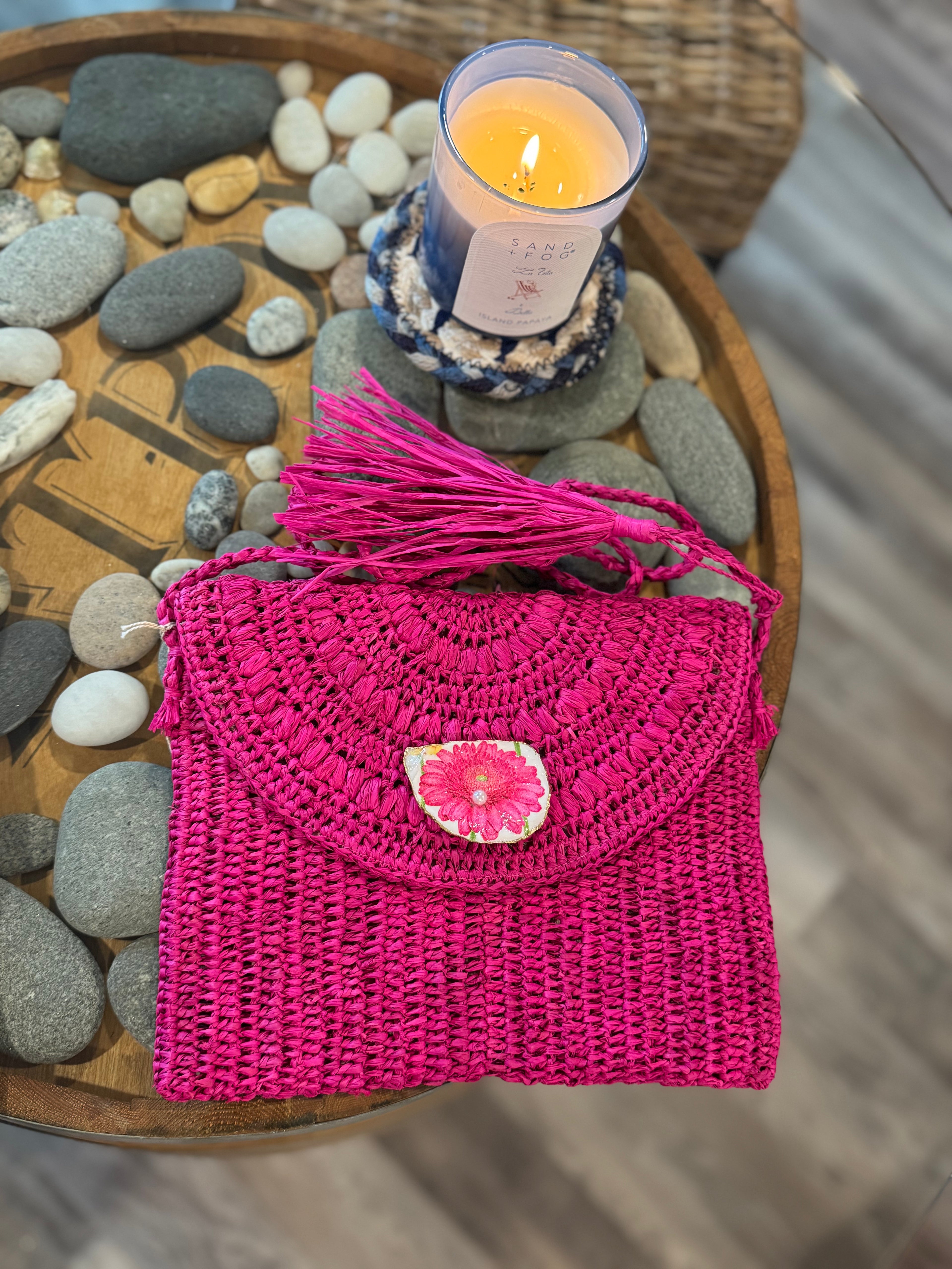 Oyster Embellished Straw Envelope Clutch - Pink with Flower