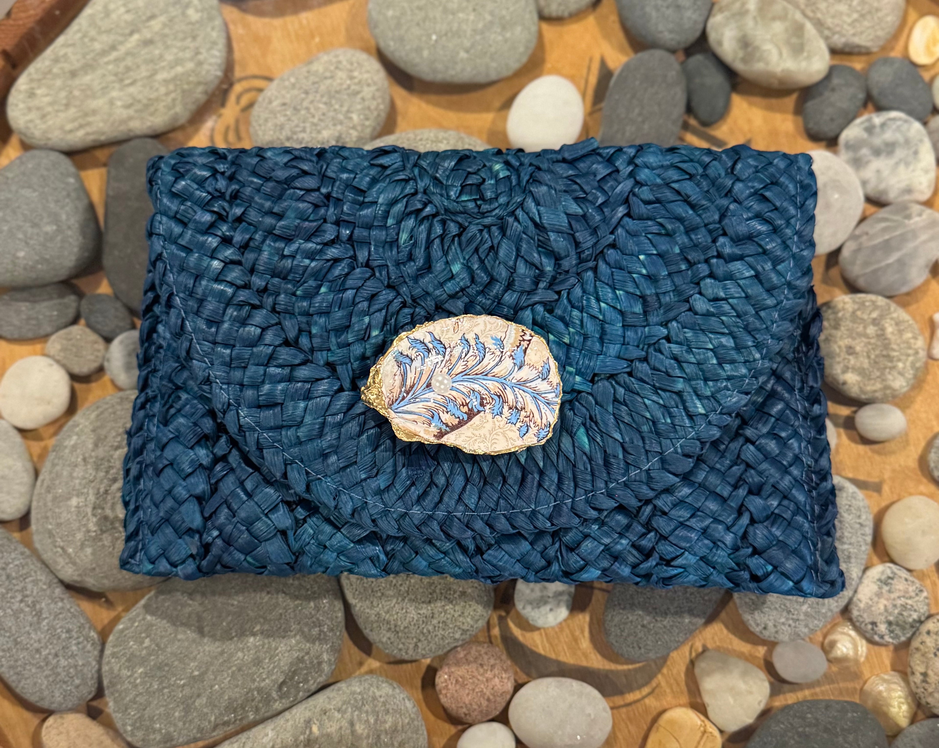 Oyster Embellished Straw Envelope Clutch - Blue with Blue/Tan Willow