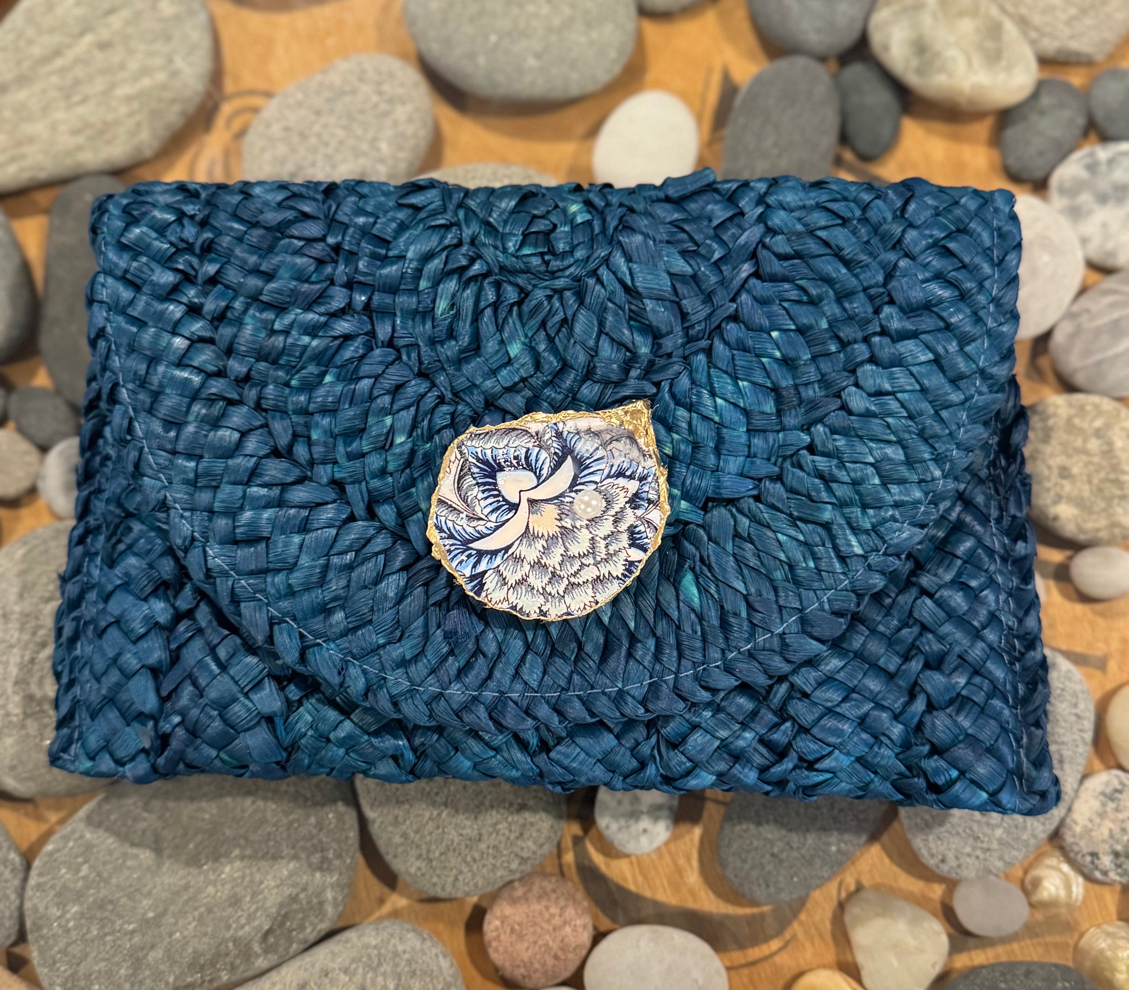 Oyster Embellished Straw Envelope Clutch - Blue with Blue/Tan Flower