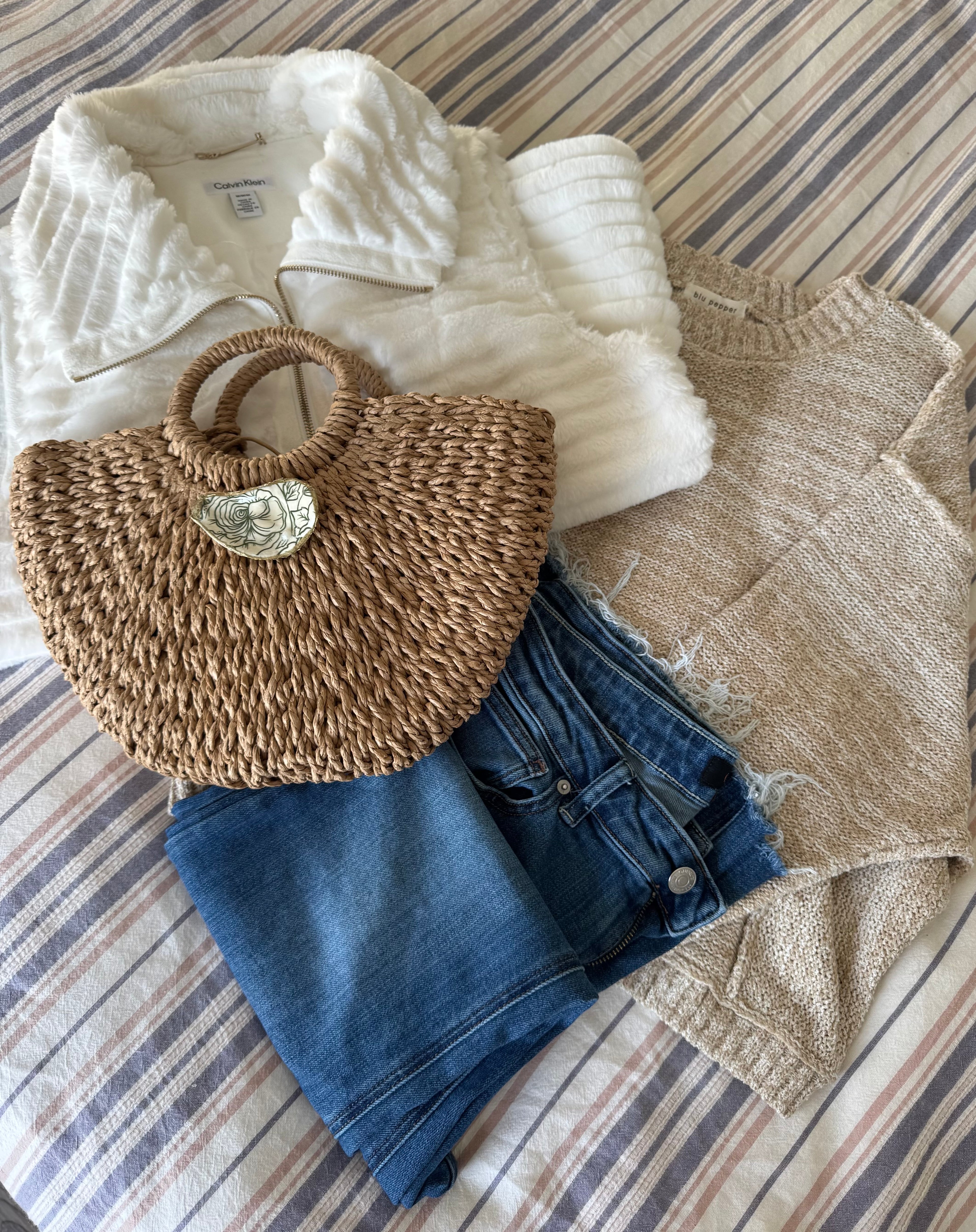 Straw Round Handled Totes