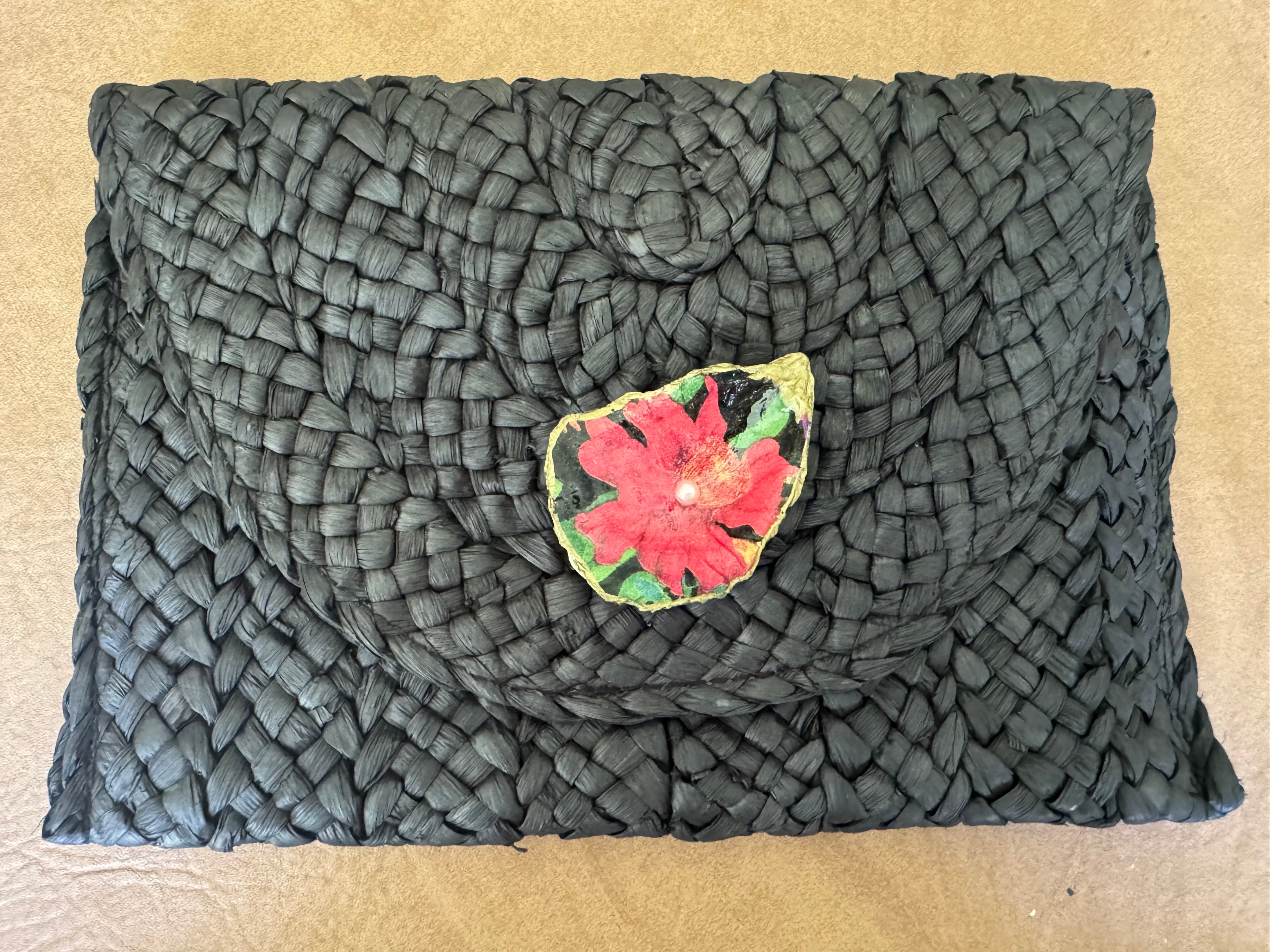 Oyster Embellished Straw Envelope Clutch - Black with Red Flower